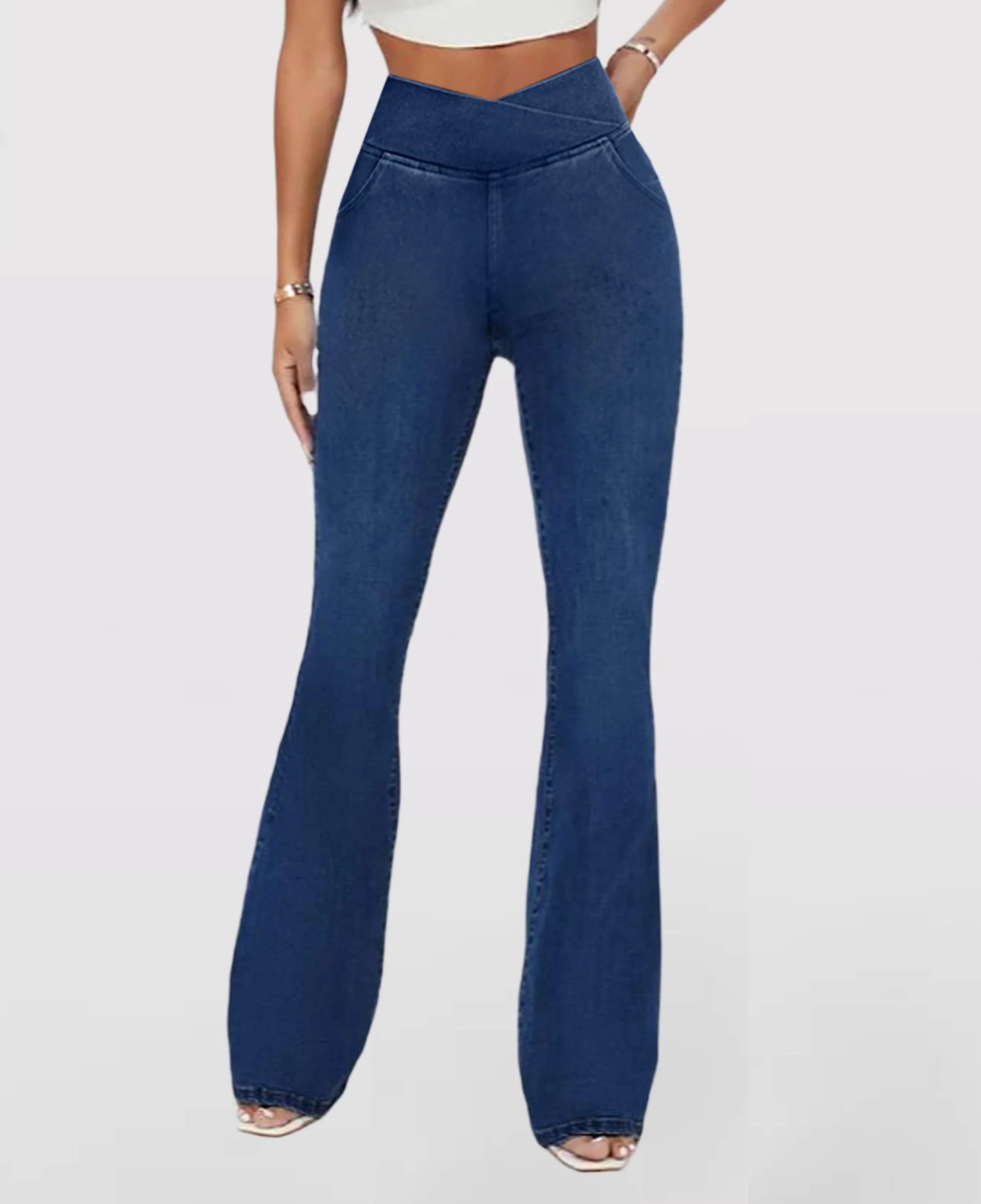 Calça Jeans de Cintura Alta Cruzada - Image 11